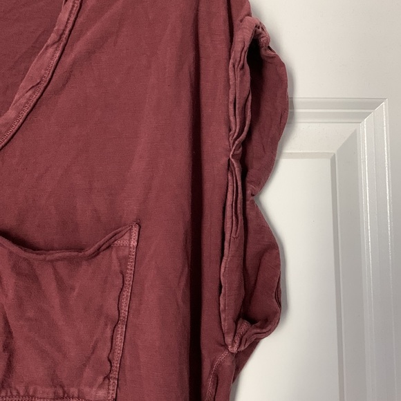 Aerie oversized Henley in maroon - Picture 4 of 6